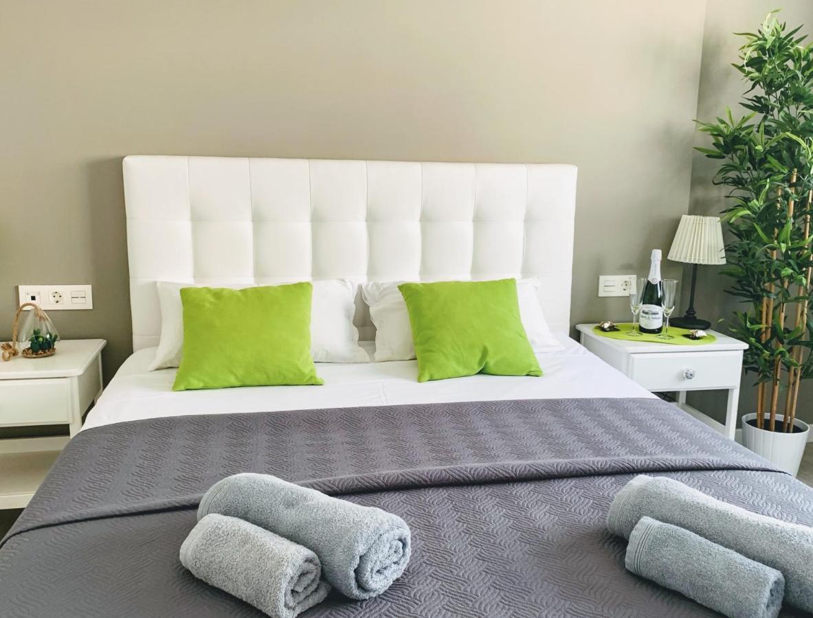 51E-Scape Apartment คอร์ราเลโฮ ภายนอก รูปภาพ